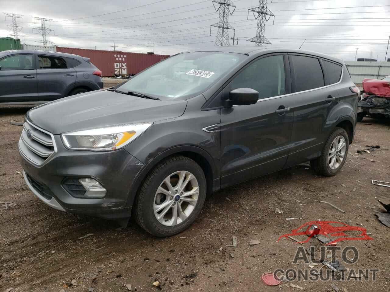 FORD ESCAPE 2017 - 1FMCU0GD5HUD78468