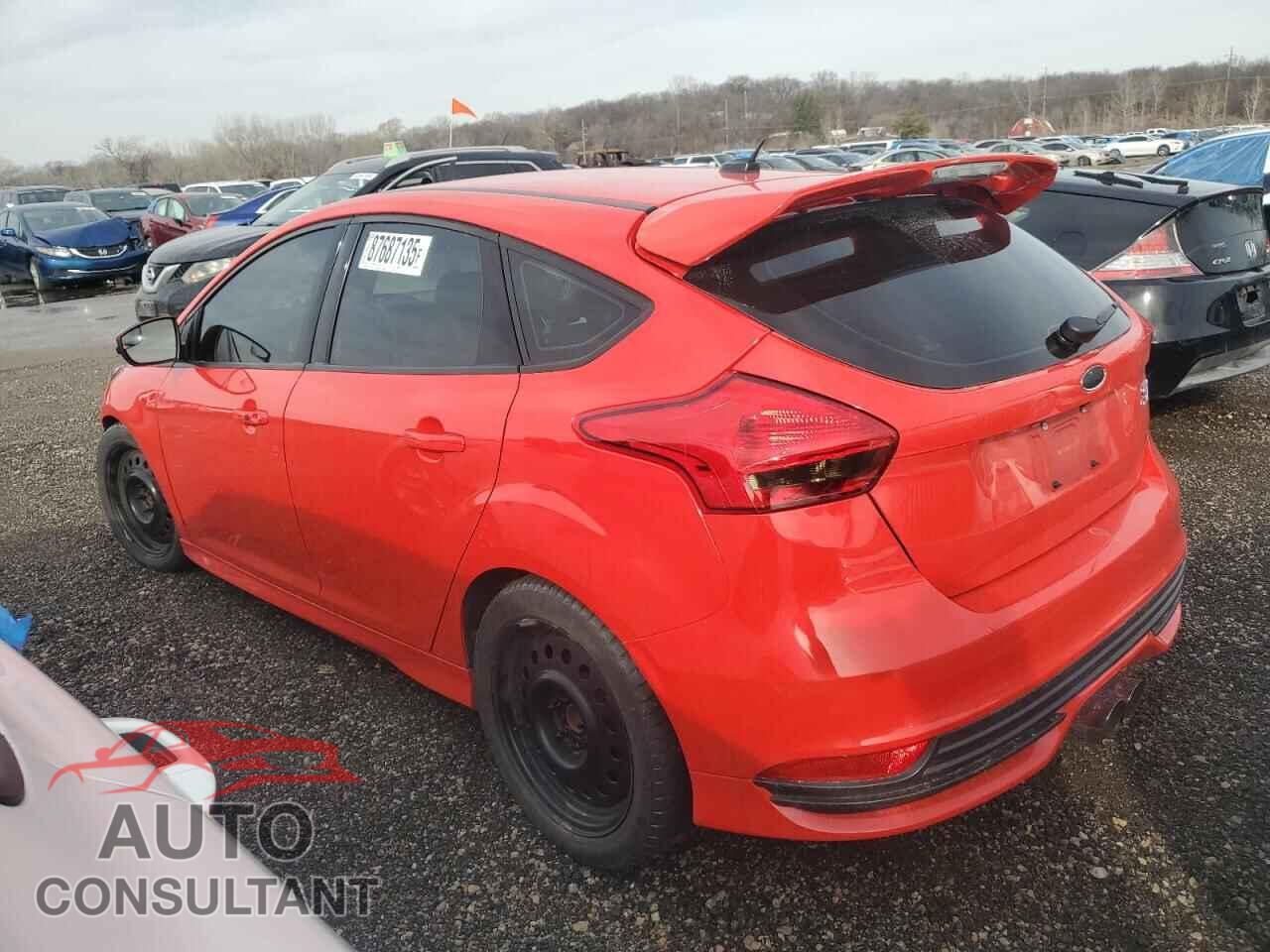 FORD FOCUS 2017 - 1FADP3L99HL314142