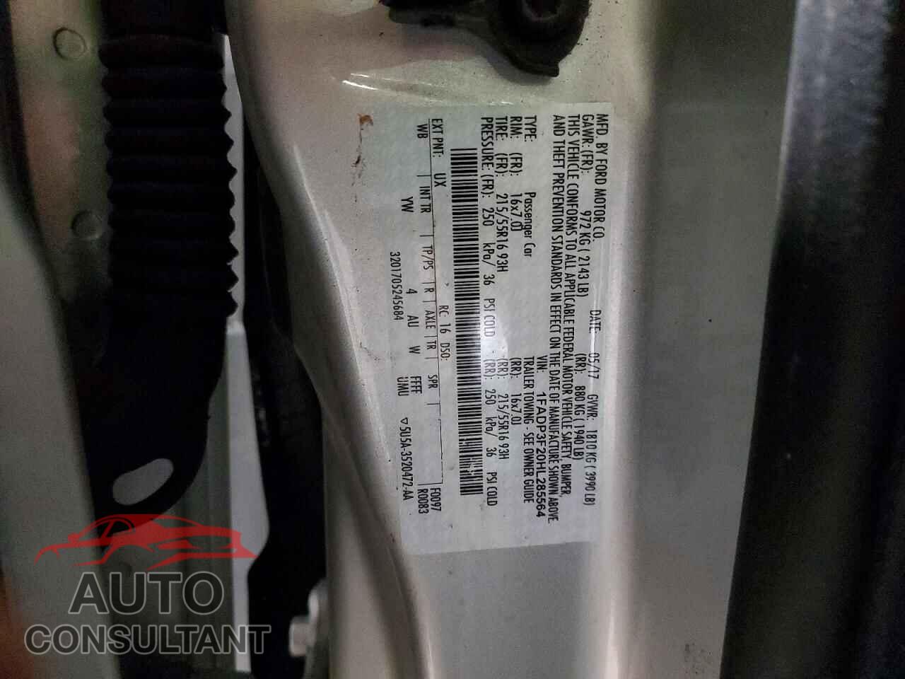 FORD FOCUS 2017 - 1FADP3F20HL285564