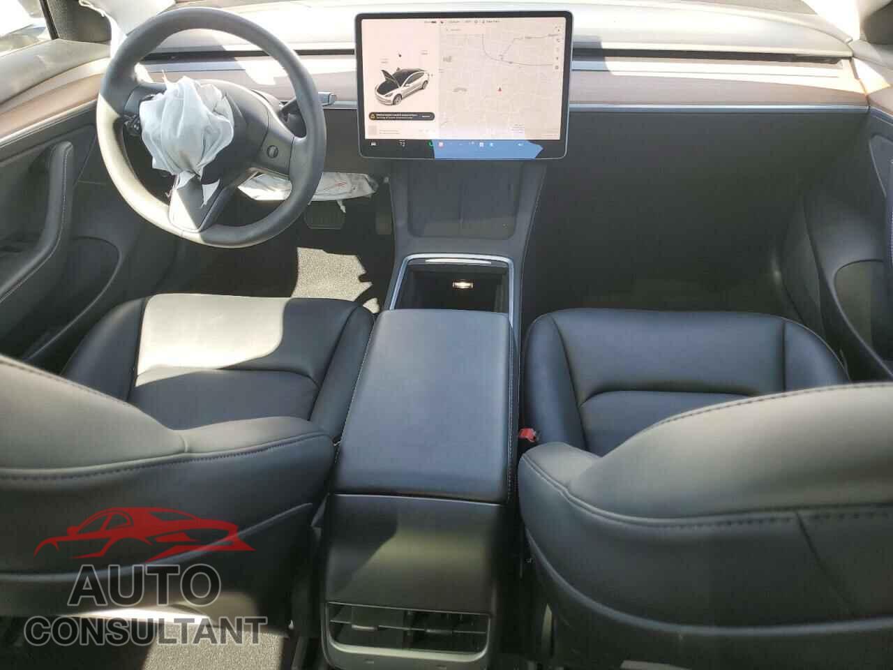 TESLA MODEL 3 2021 - 5YJ3E1EA4MF053071