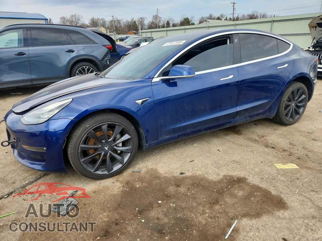 TESLA MODEL 3 2017 - 5YJ3E1EA5HF001051