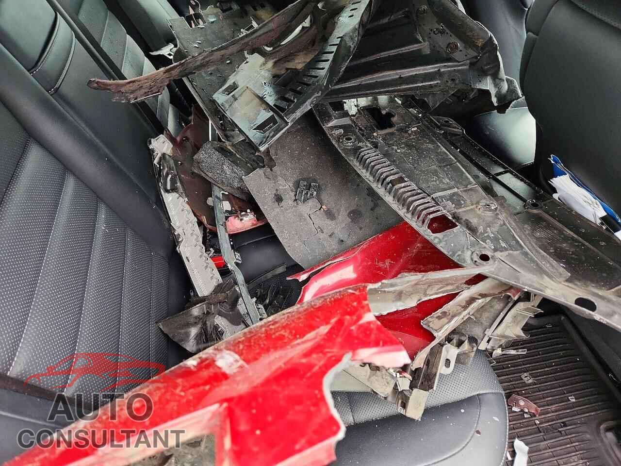 LEXUS IS 2015 - JTHCF1D21F5016893