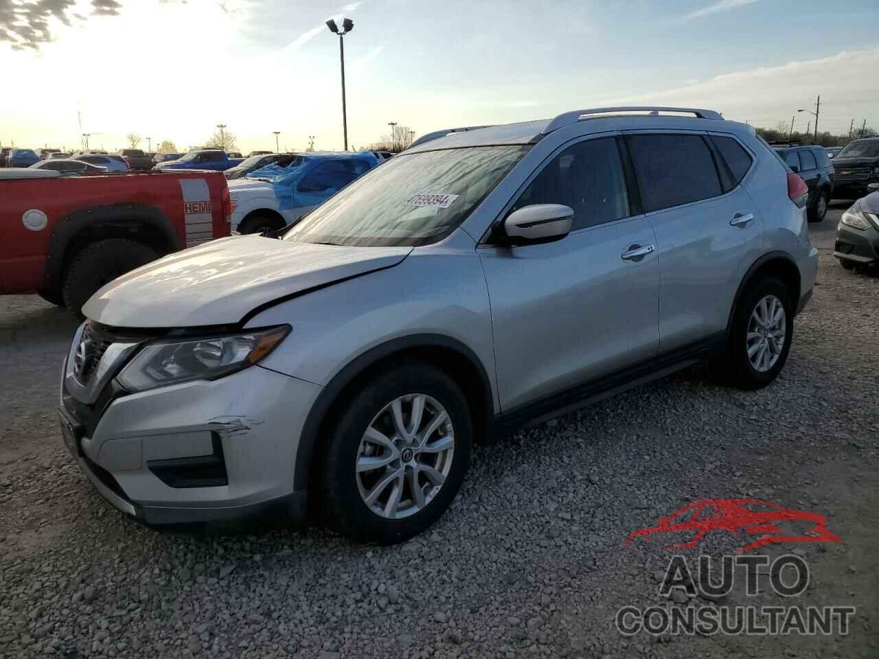 NISSAN ROGUE 2017 - KNMAT2MT3HP515119