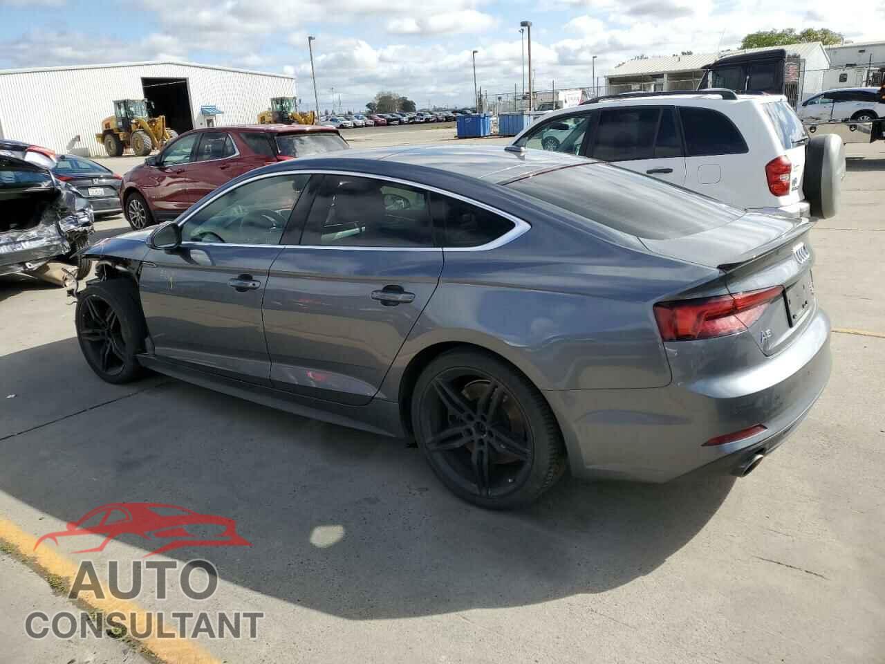 AUDI A5 2018 - WAUENCF54JA024404