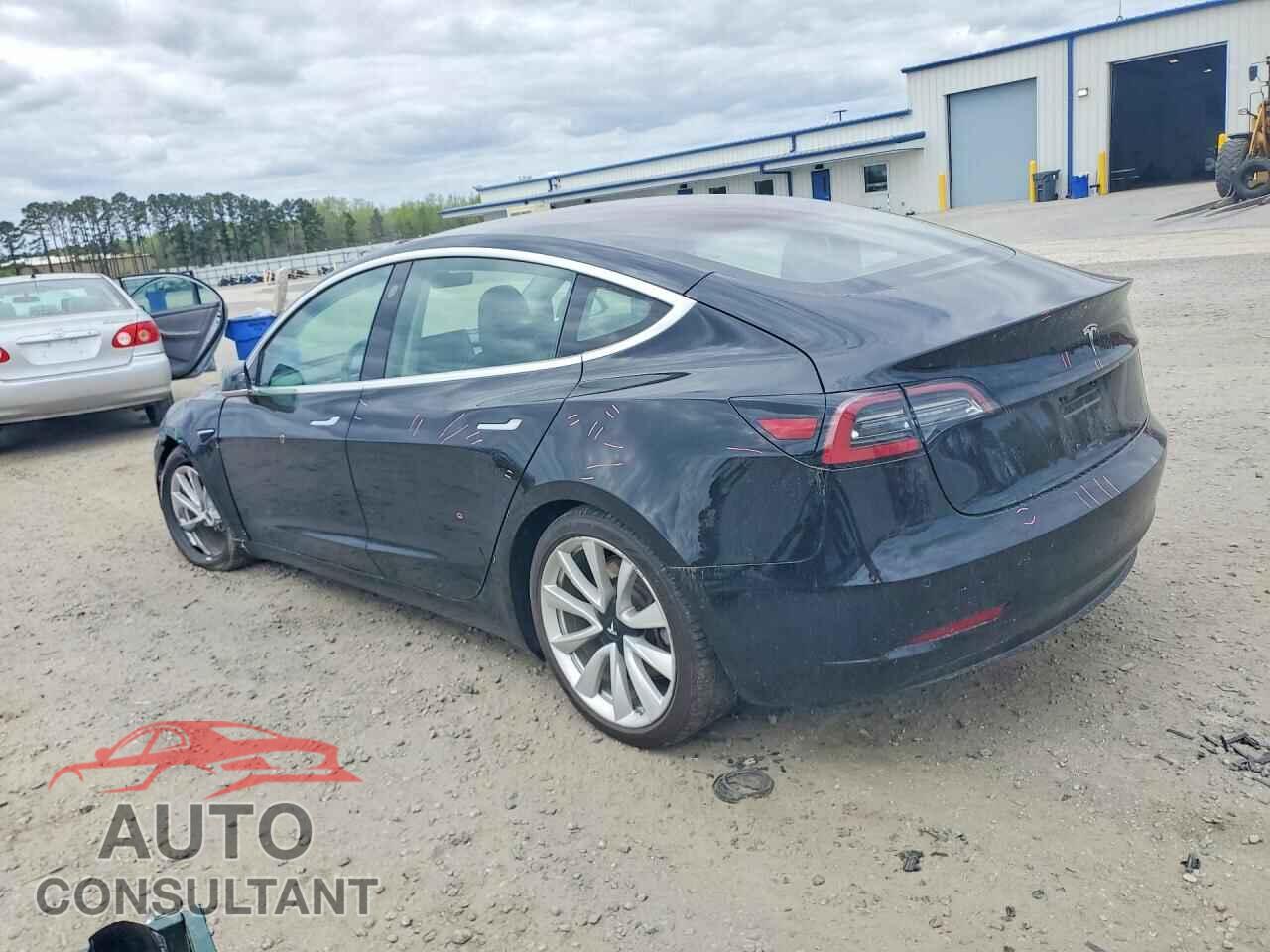 TESLA MODEL 3 2018 - 5YJ3E1EA1JF176290