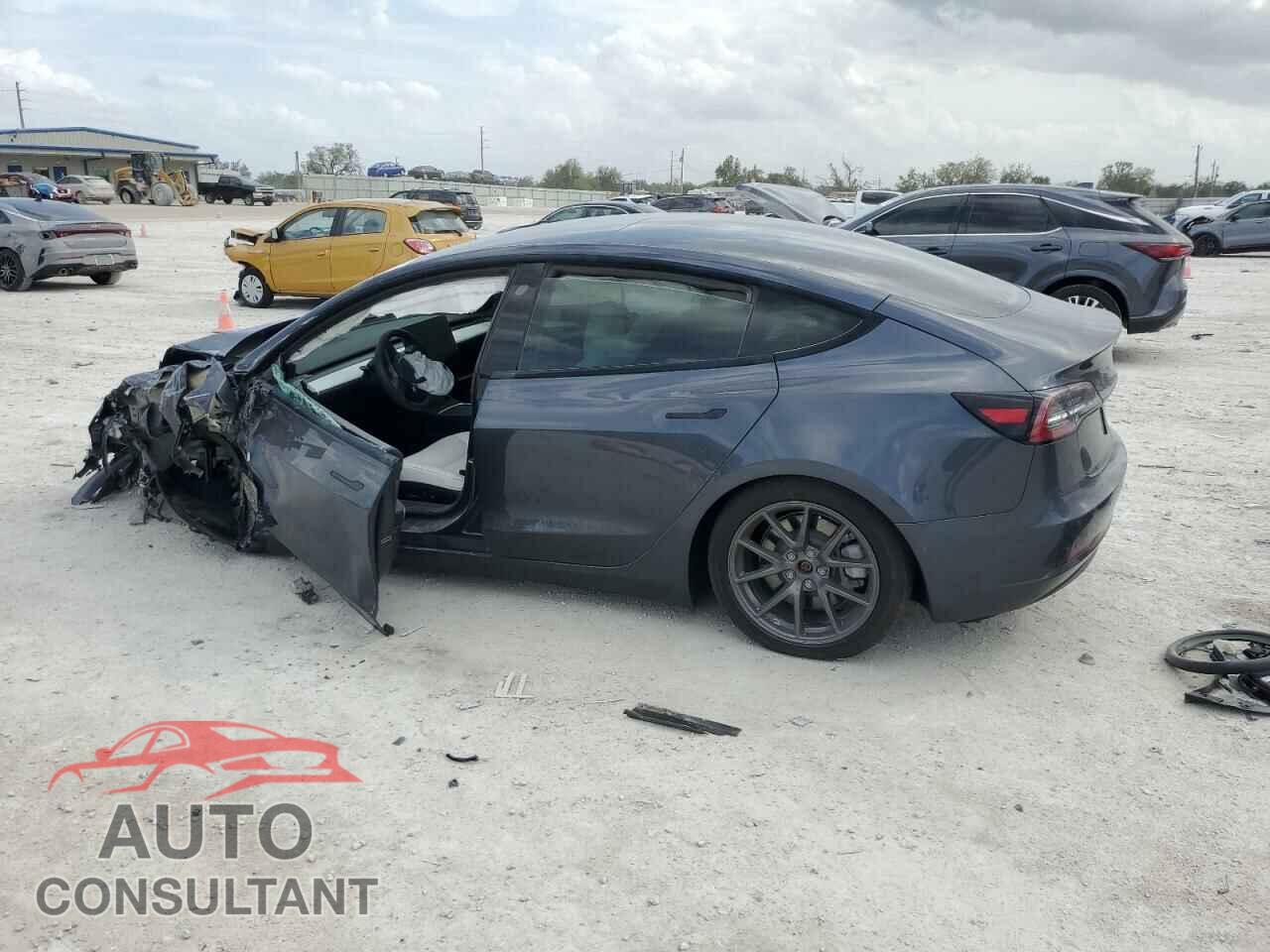 TESLA MODEL 3 2022 - 5YJ3E1EA4NF342324