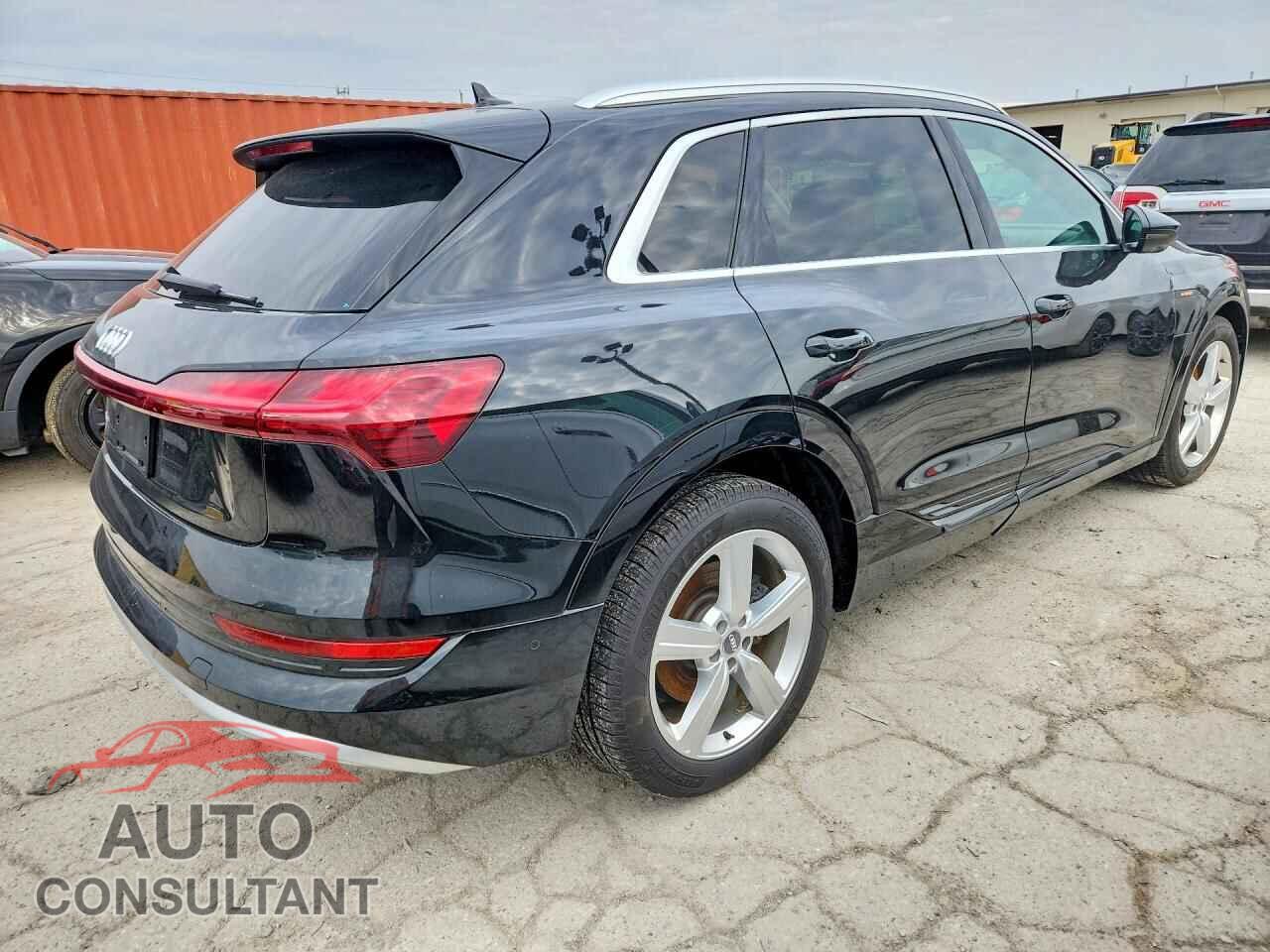 AUDI E-TRON 2019 - WA1LAAGE5KB024698