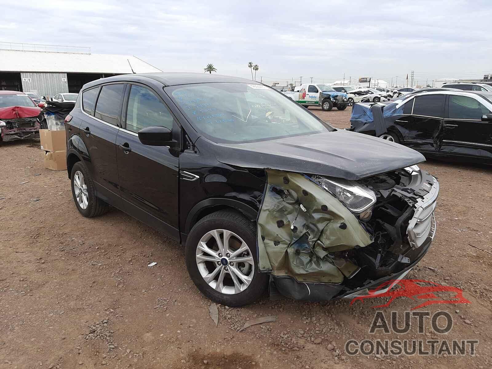 FORD ESCAPE 2019 - 1FMCU0GD0KUB65645