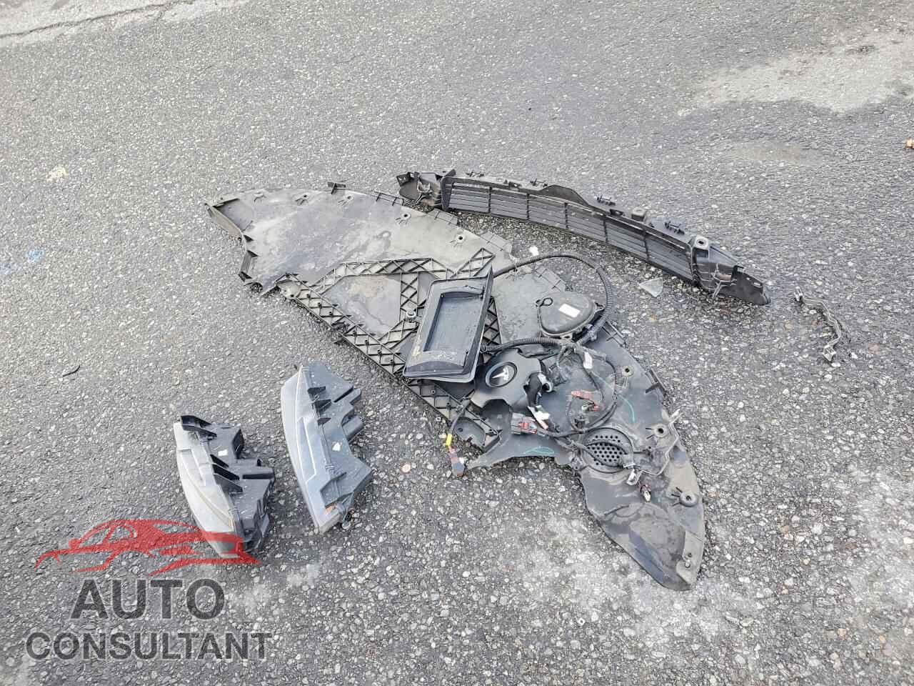 TESLA MODEL 3 2021 - 5YJ3E1EAXMF997683