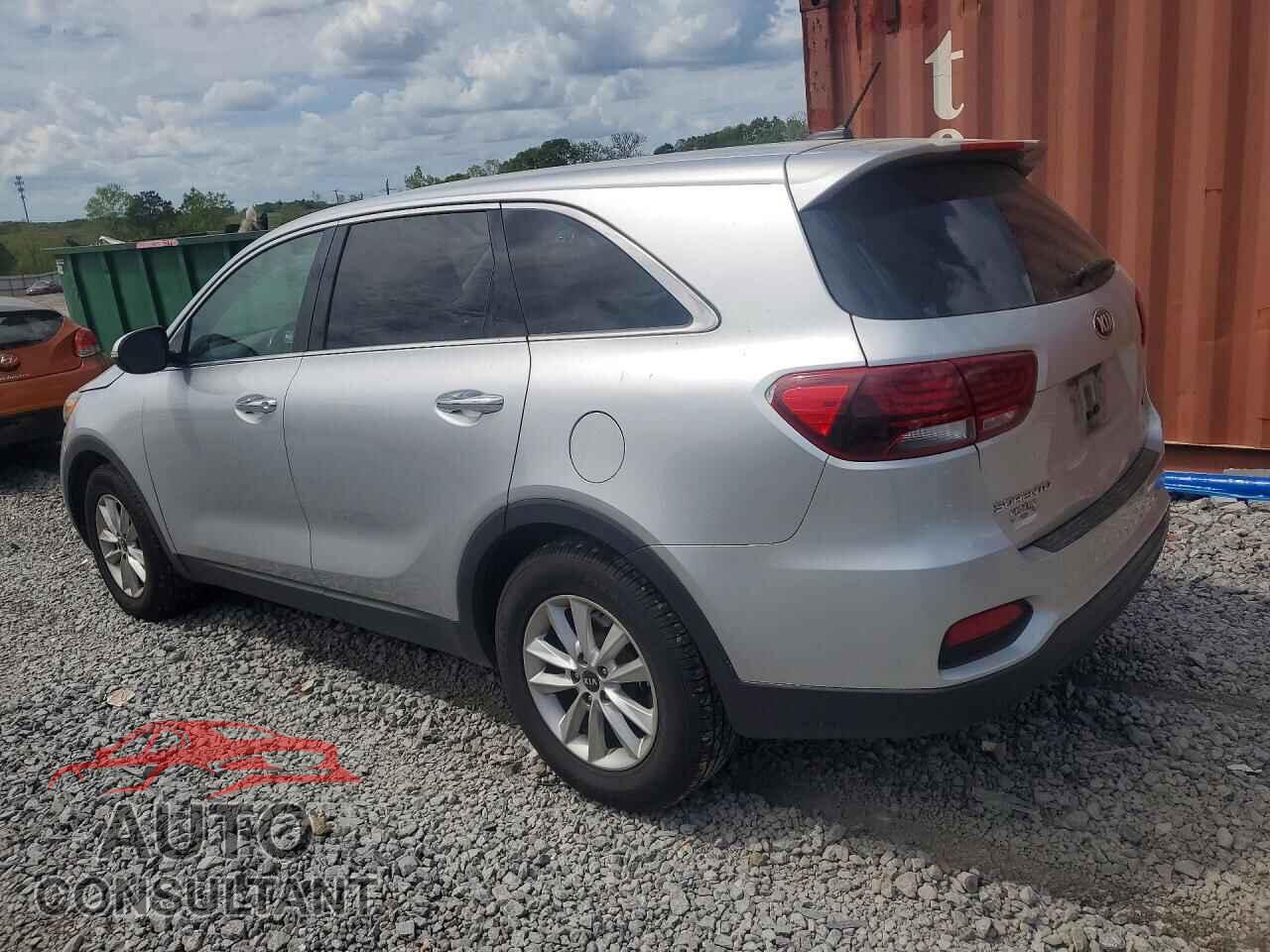 KIA SORENTO 2019 - 5XYPG4A52KG485363