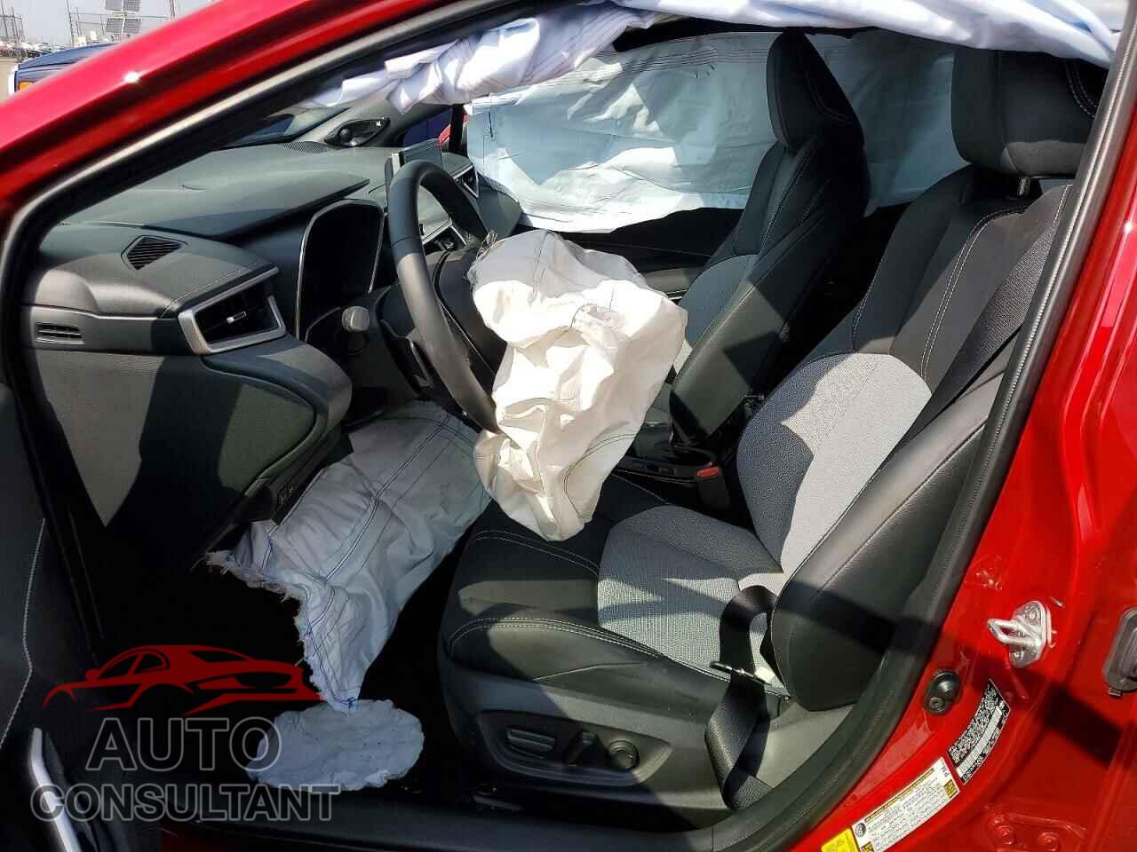 TOYOTA COROLLA 2025 - JTNC4MBE1S3238034