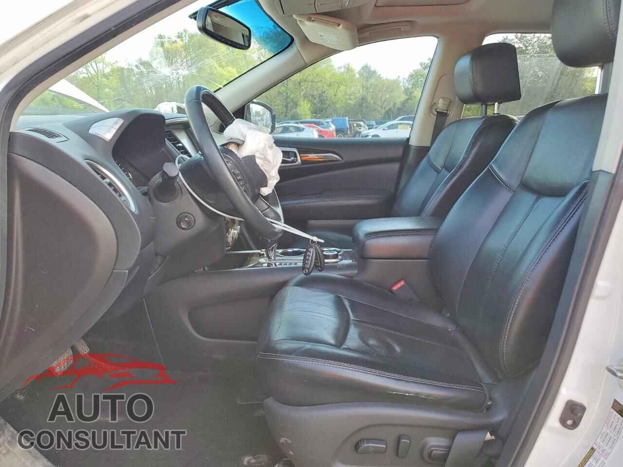 NISSAN PATHFINDER 2015 - 5N1AR2MM2FC643357