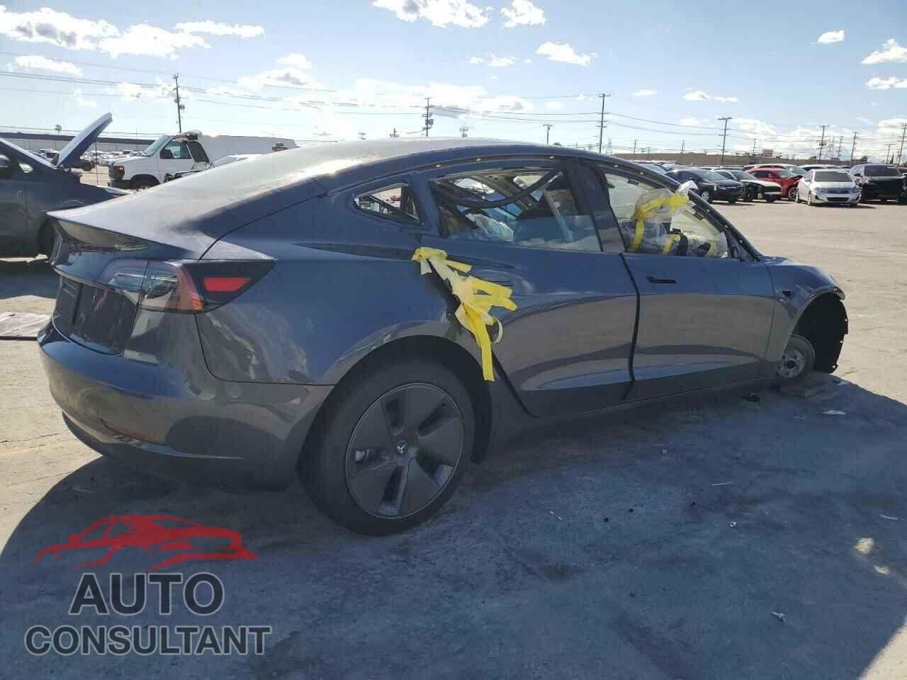 TESLA MODEL 3 2023 - 5YJ3E1EA3PF663855