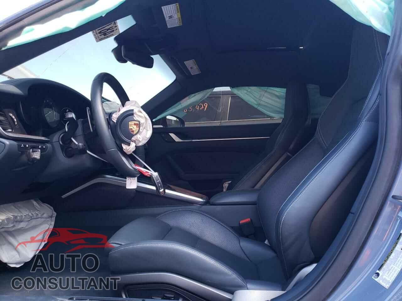PORSCHE 911 2023 - WP0AD2A94PS257369