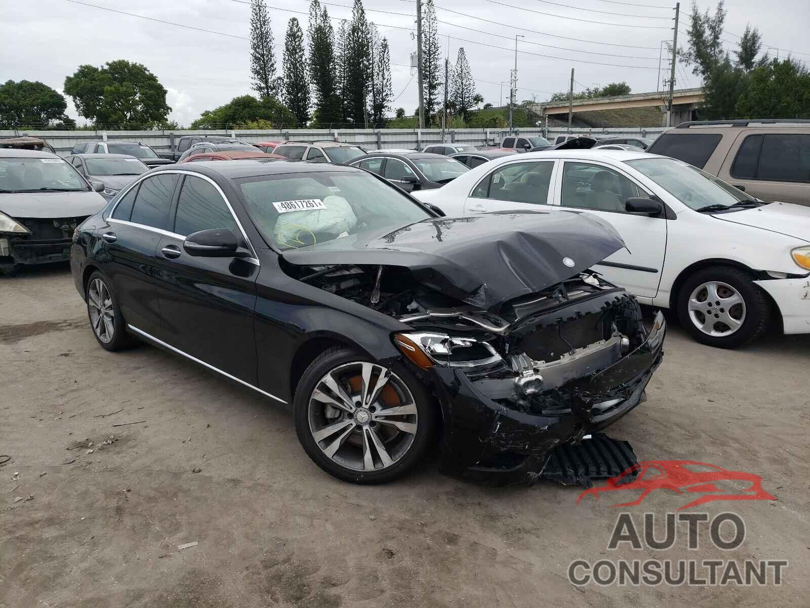 MERCEDES-BENZ C-CLASS 2016 - 55SWF4JB7GU161293
