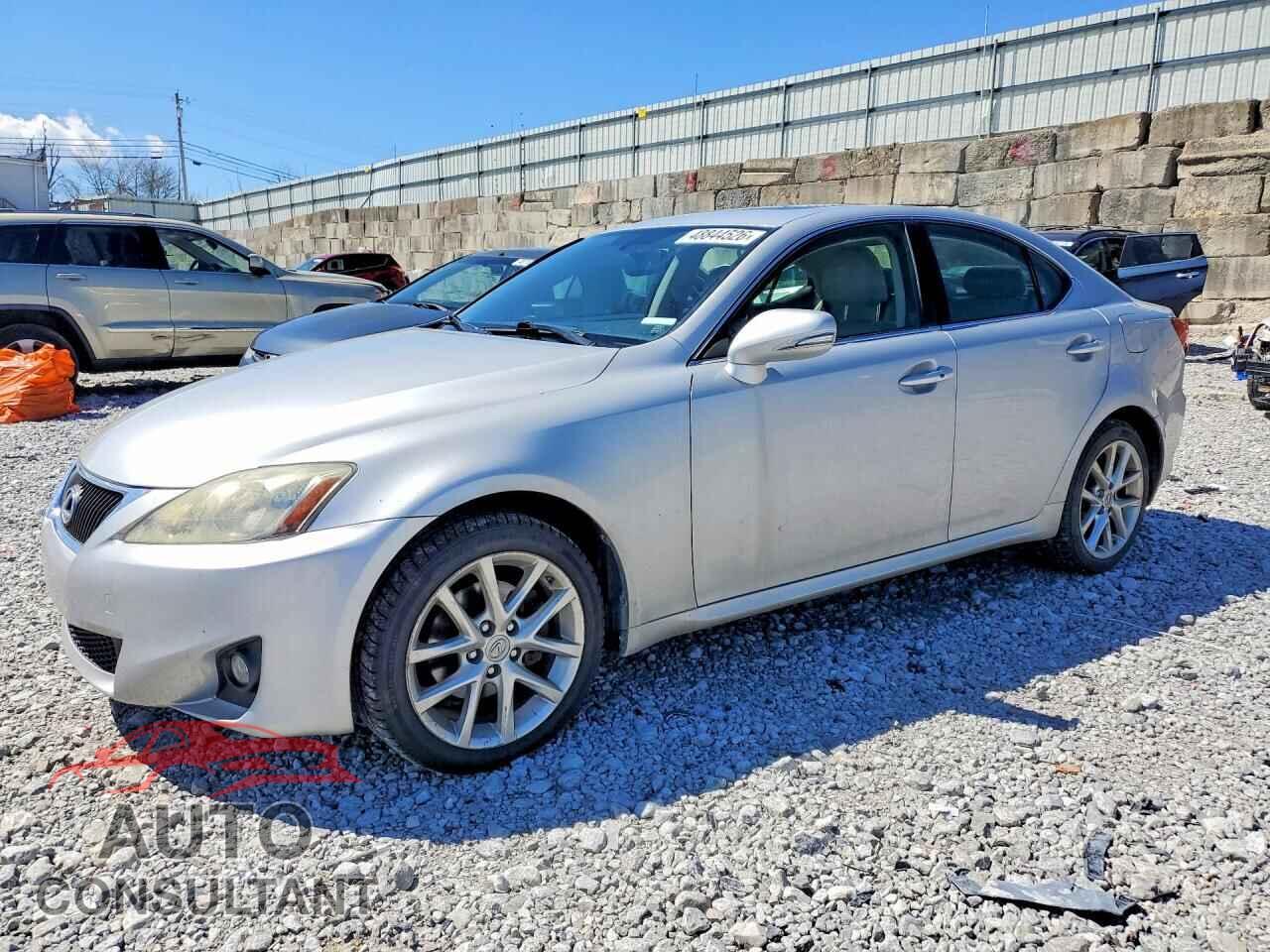 LEXUS IS 2012 - JTHCF5C27C5058750