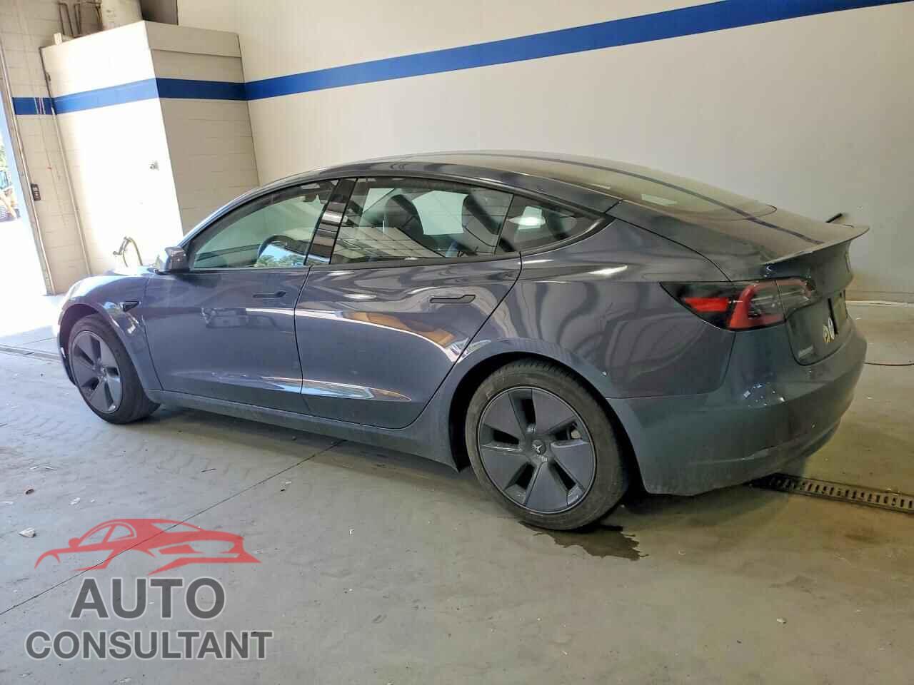 TESLA MODEL 3 2023 - 5YJ3E1EA8PF690498