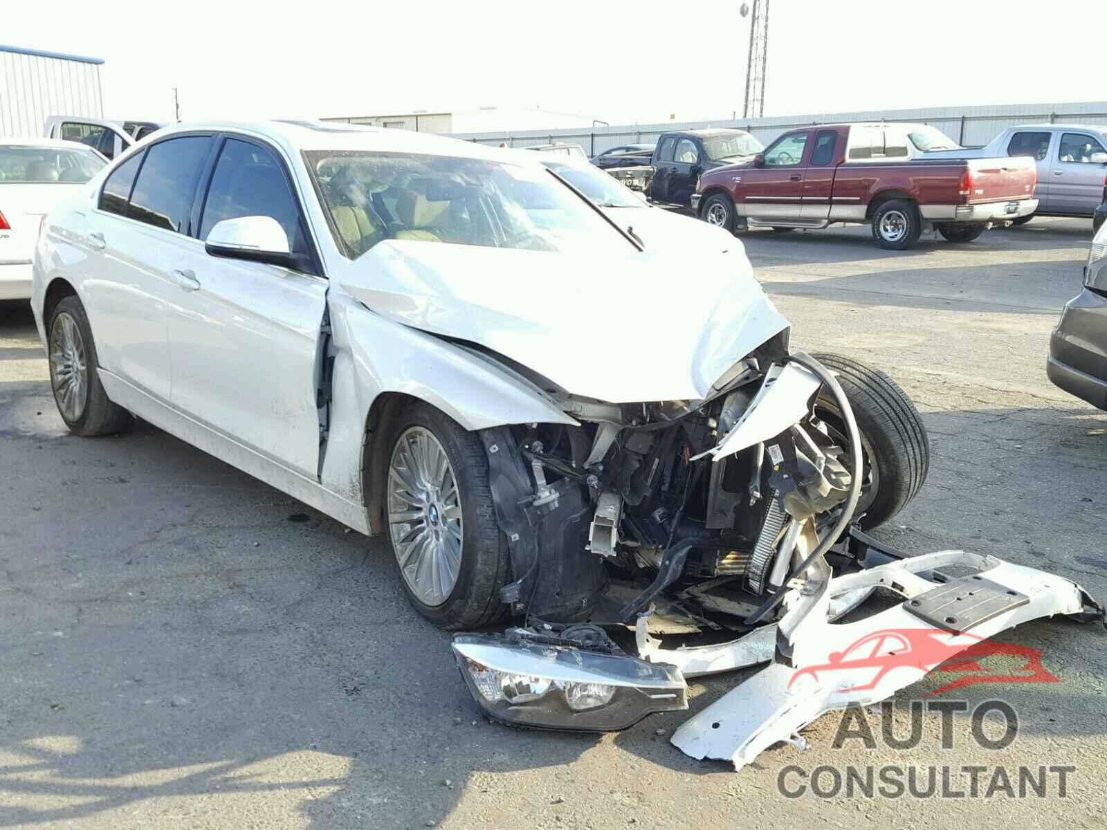 BMW 3 SERIES 2015 - WBA3C1C55FK119061