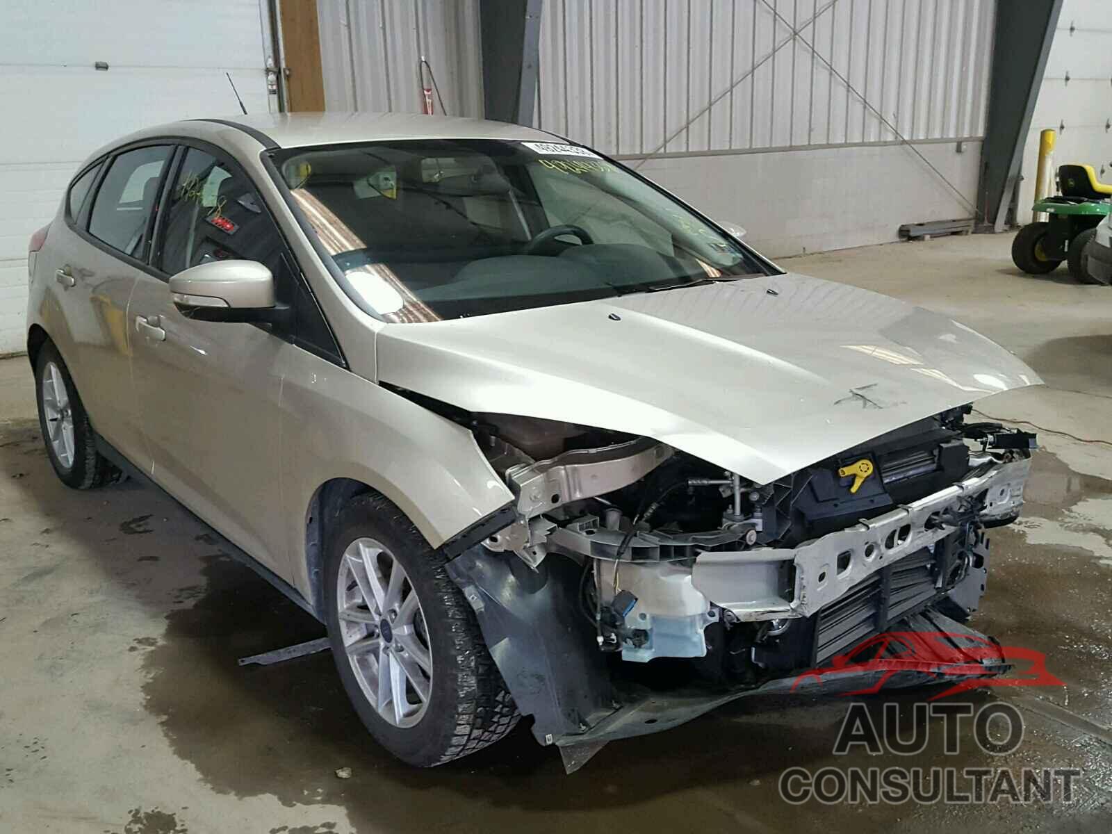 FORD FOCUS 2017 - 1FADP3K29HL228933