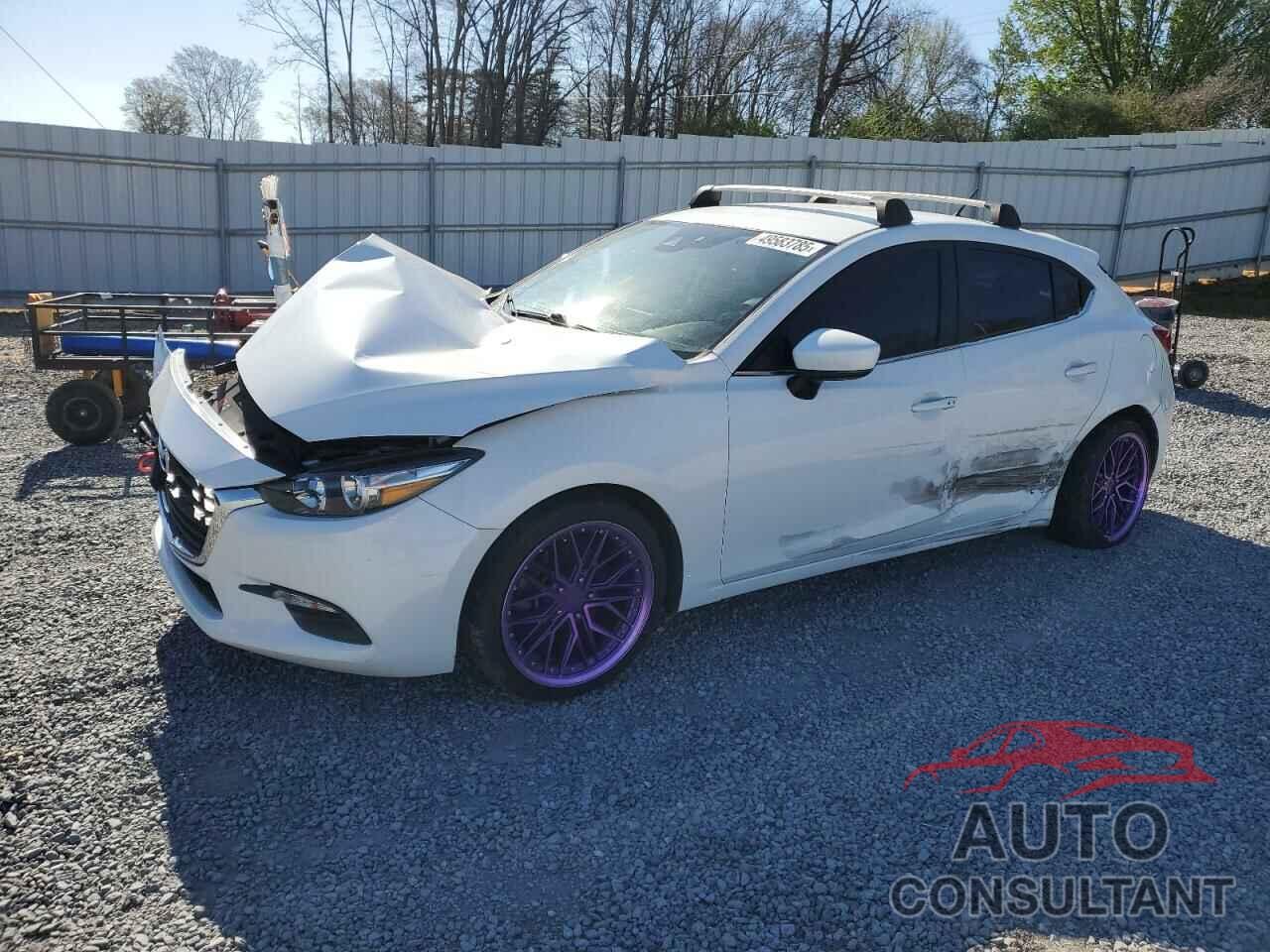 MAZDA 3 2018 - 3MZBN1L32JM192779
