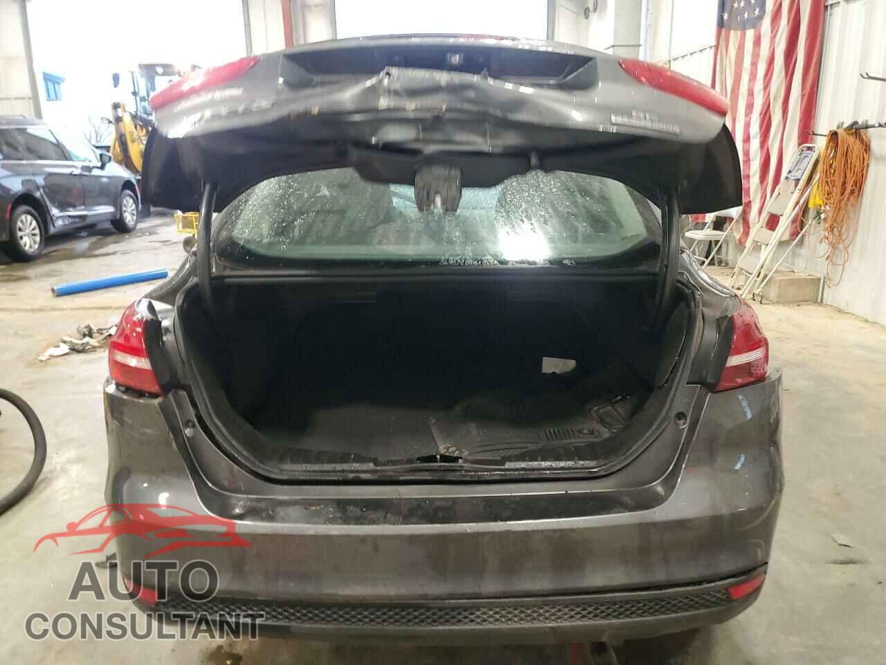 FORD FOCUS 2016 - 1FADP3F28GL373633