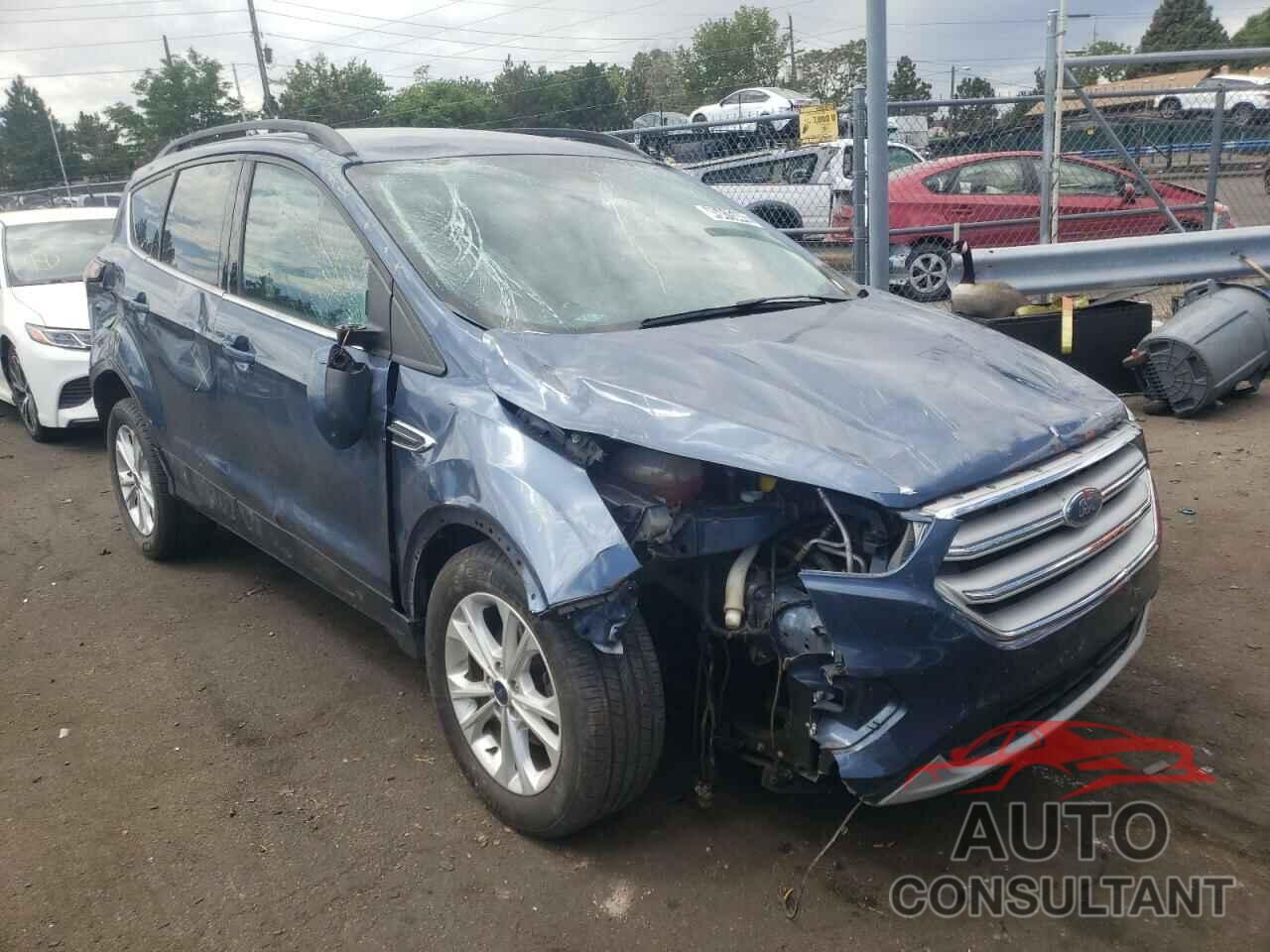 FORD ESCAPE 2018 - 1FMCU0GD8JUC04514