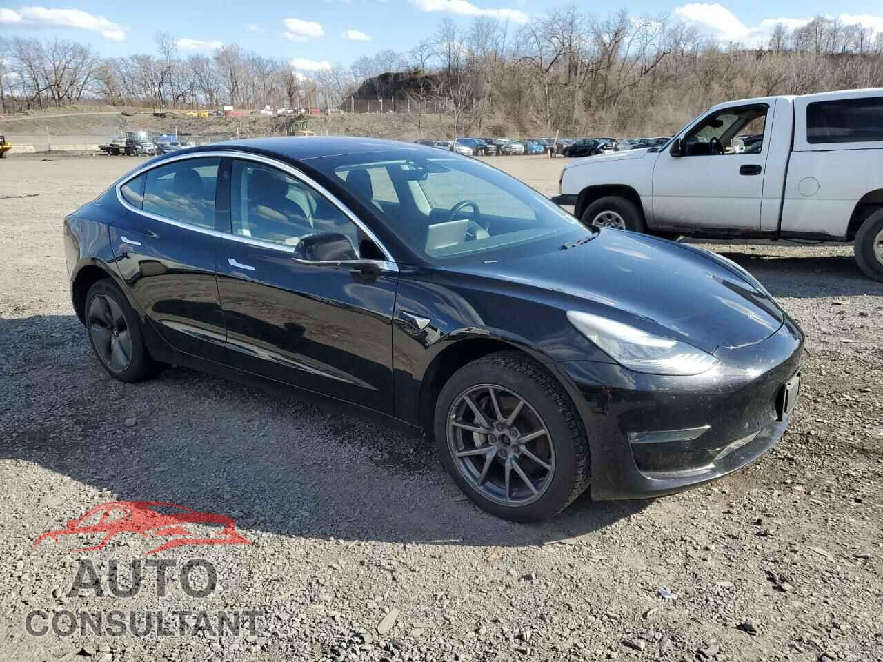 TESLA MODEL 3 2019 - 5YJ3E1EB8KF197101