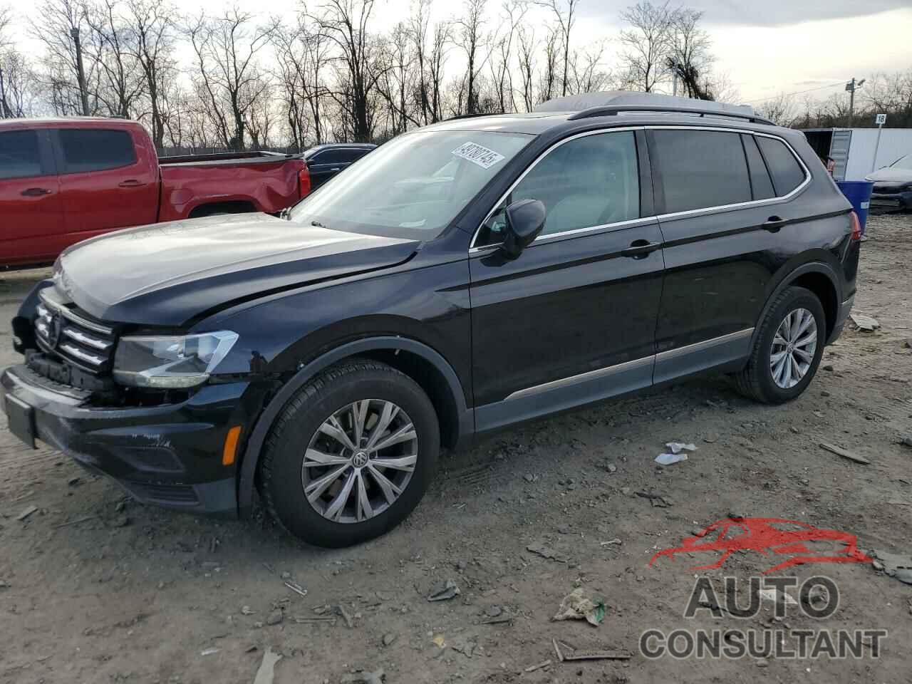 VOLKSWAGEN TIGUAN 2018 - 3VV2B7AX6JM181676