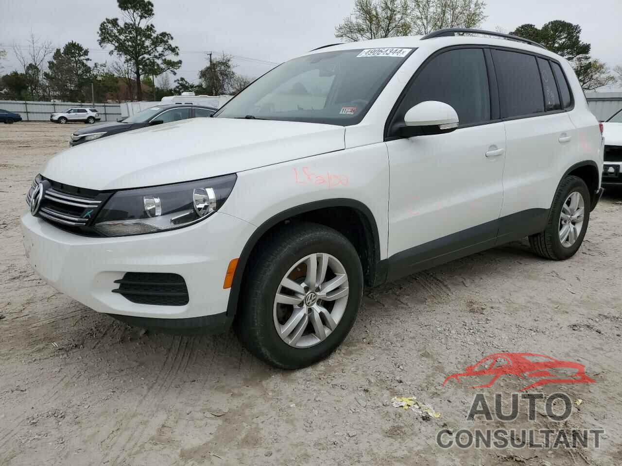 VOLKSWAGEN TIGUAN 2016 - WVGBV7AX3GK000499