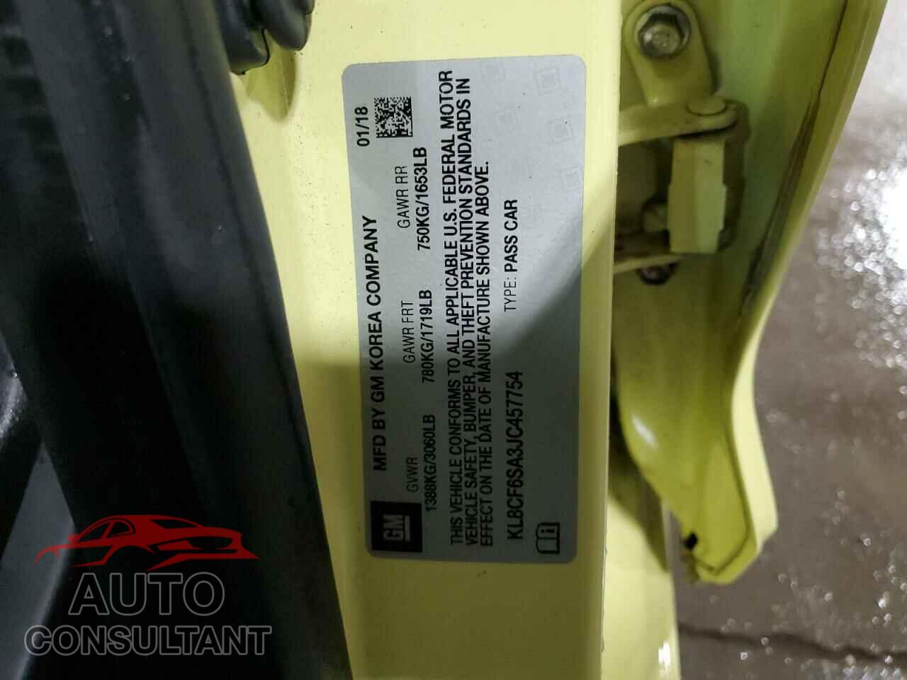 CHEVROLET SPARK 2018 - KL8CF6SA3JC457754