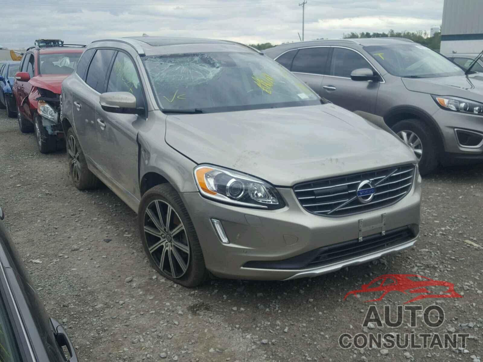 VOLVO XC60 2015 - YV4902RM6F2652219