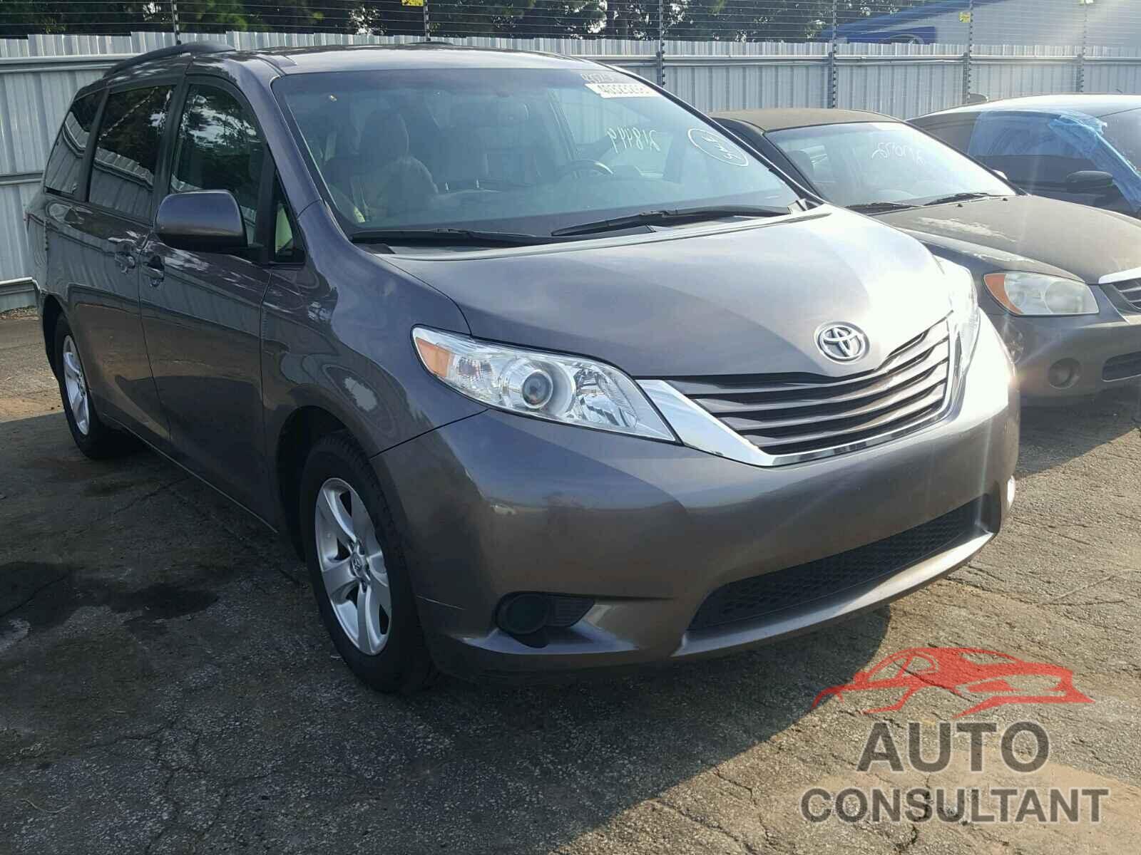 TOYOTA SIENNA 2015 - 5TDKK3DC7FS640799