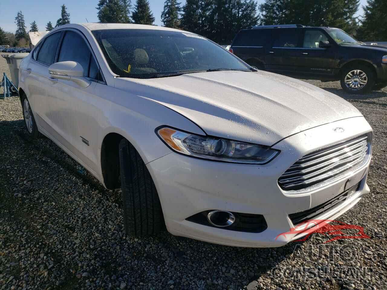 FORD FUSION 2016 - 3FA6P0SU6GR145534