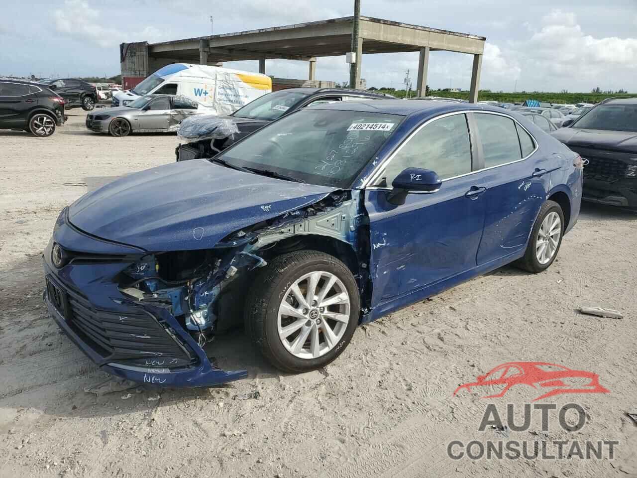 TOYOTA CAMRY 2023 - 4T1R11BK0PU081296