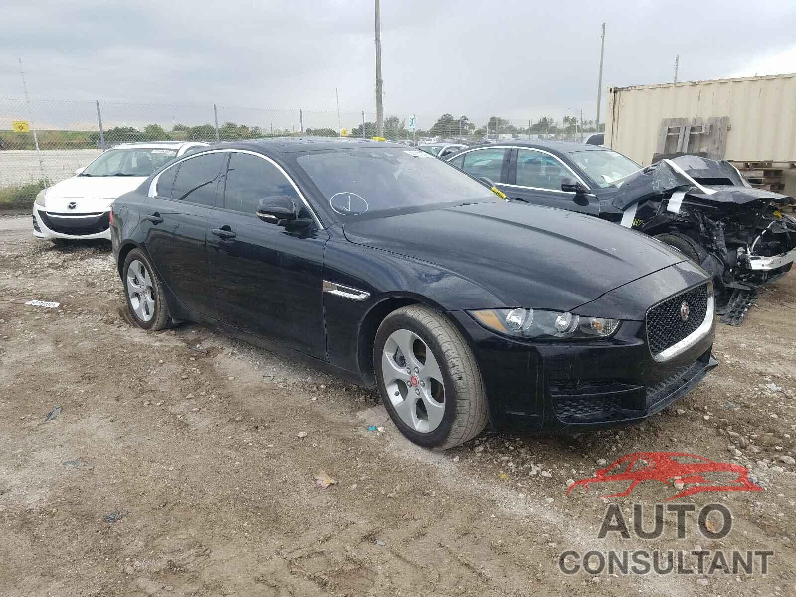 JAGUAR XE 2017 - SAJAR4BG1HA972483