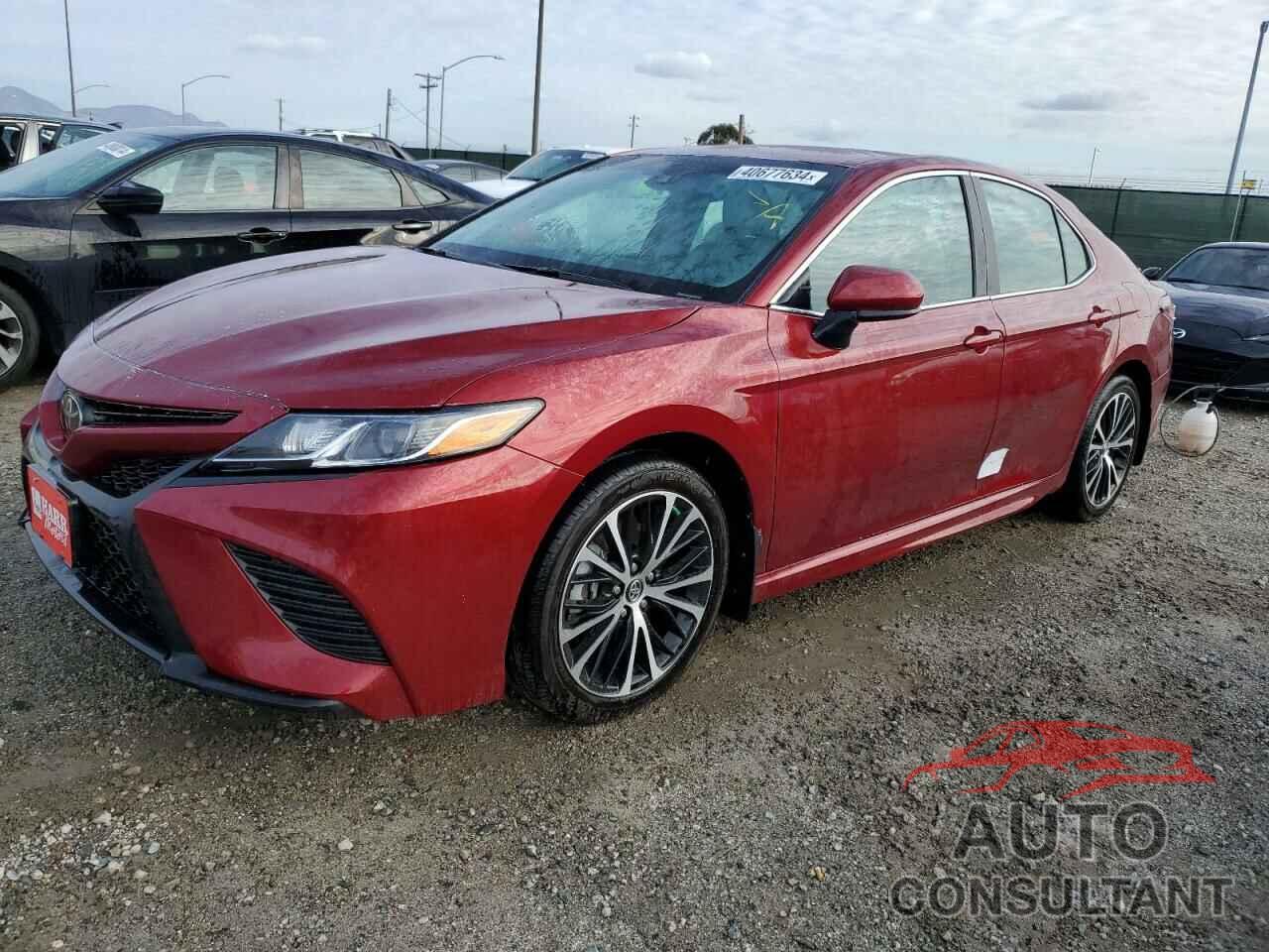 TOYOTA CAMRY 2018 - 4T1B11HK9JU641140