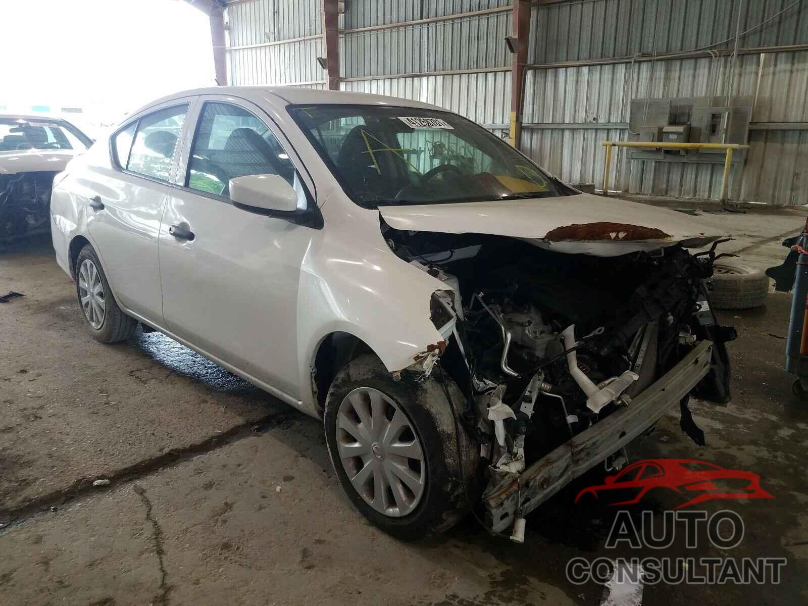 NISSAN VERSA 2019 - 3N1CN7AP5KL815113