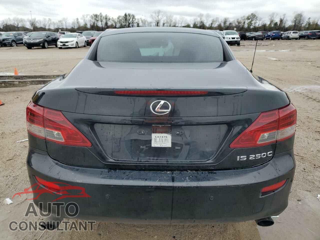 LEXUS IS 2014 - JTHFF2C21E2529906