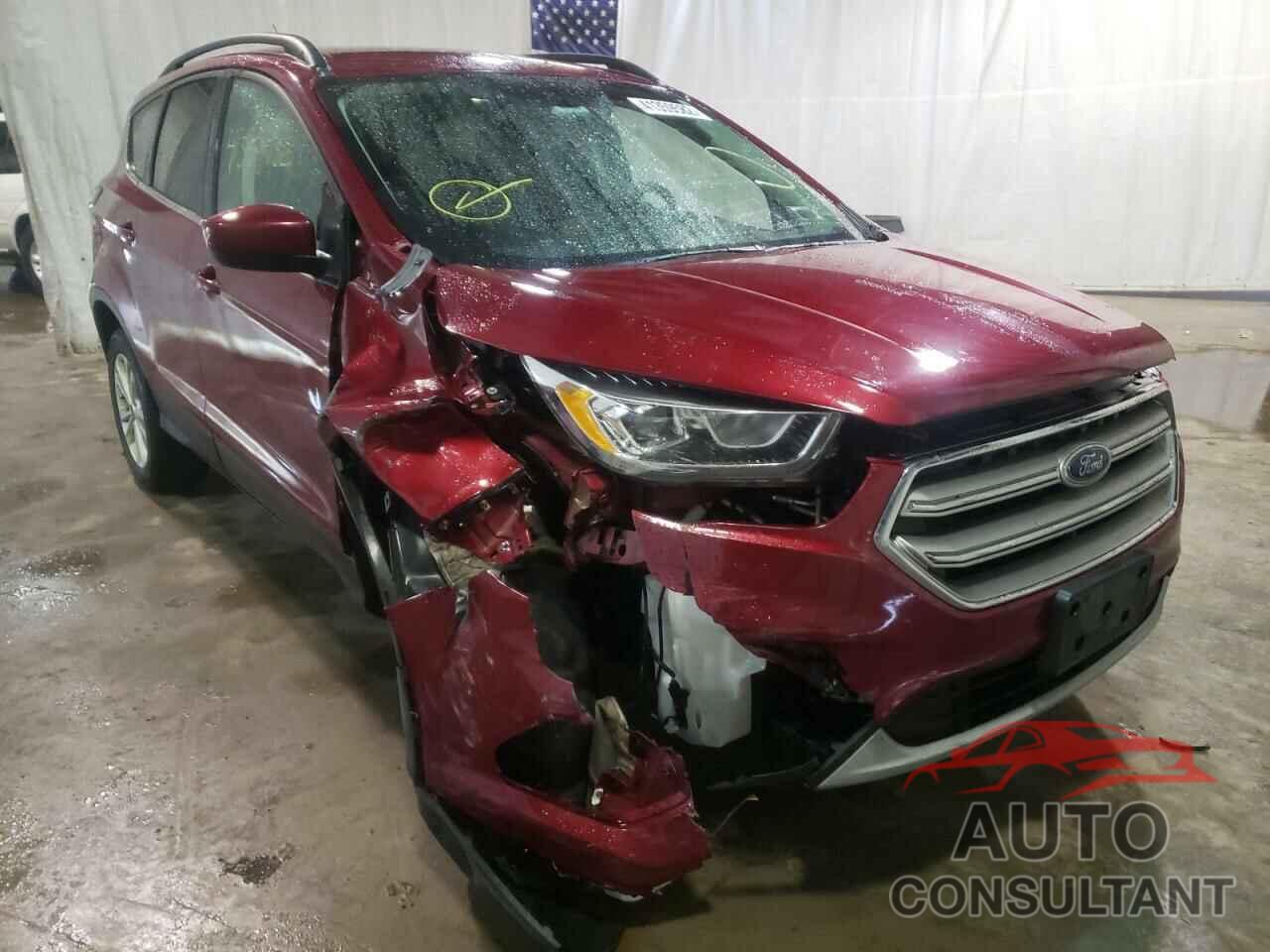 FORD ESCAPE 2017 - 1FMCU9GD4HUD55929