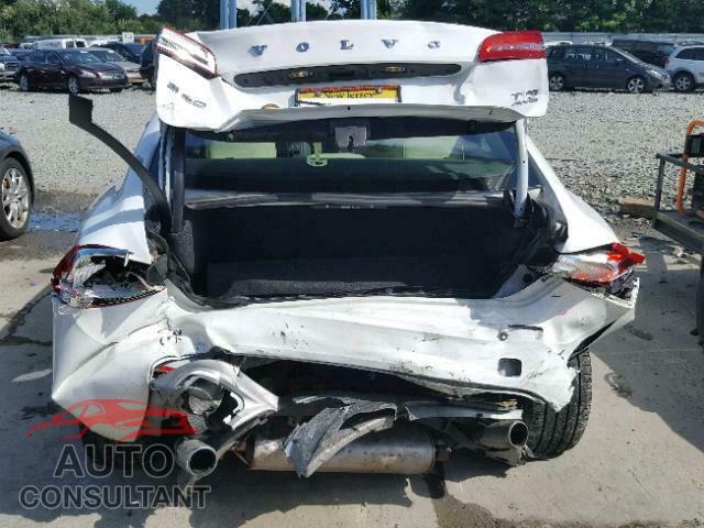 VOLVO S60 2017 - YV140MTL4H2434088