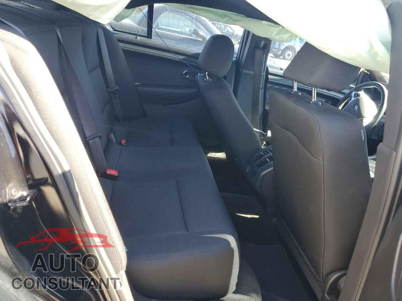 FORD TAURUS 2016 - 1FAHP2MT1GG107063