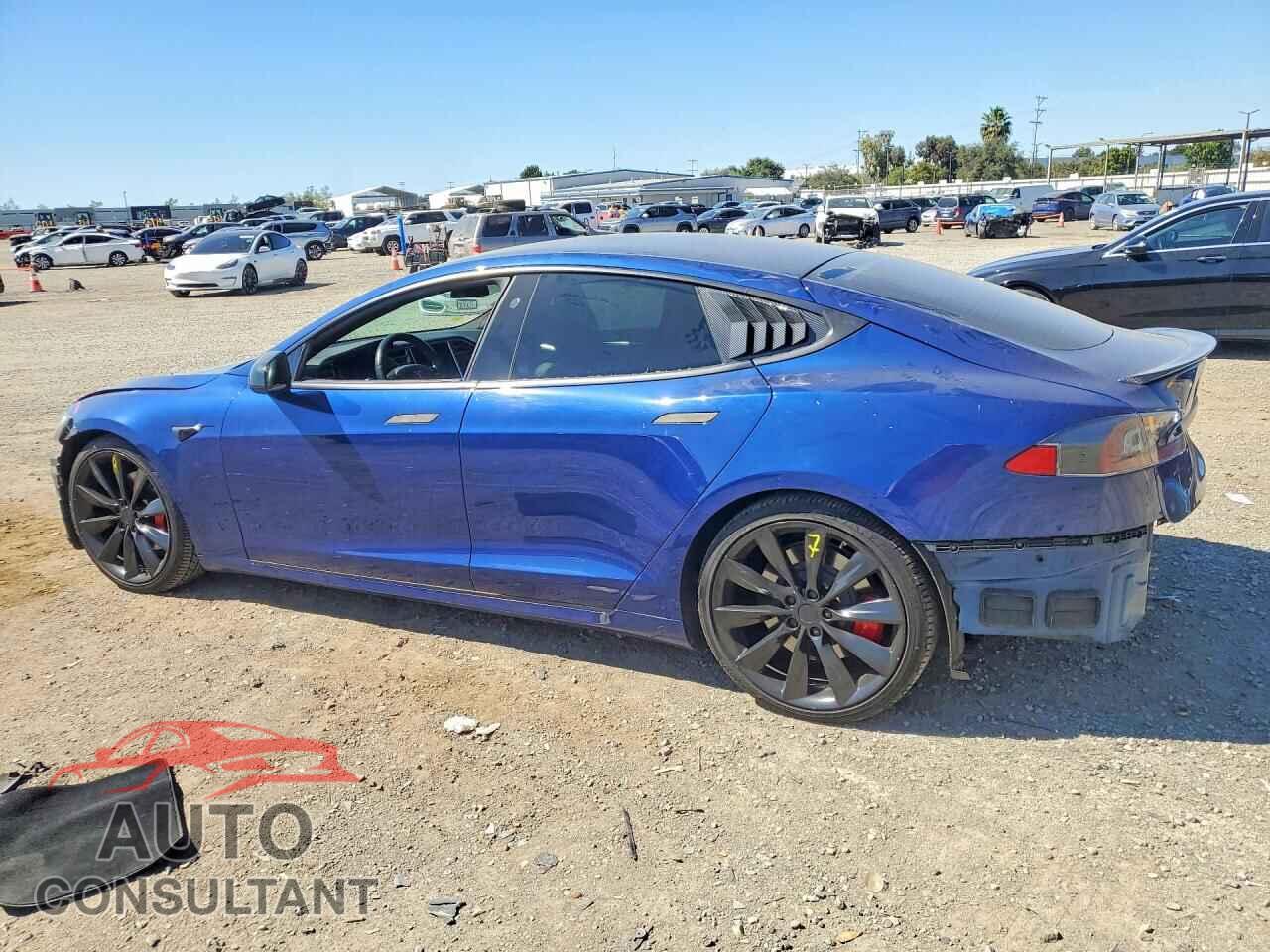 TESLA MODEL S 2017 - 5YJSA1E26HF218253
