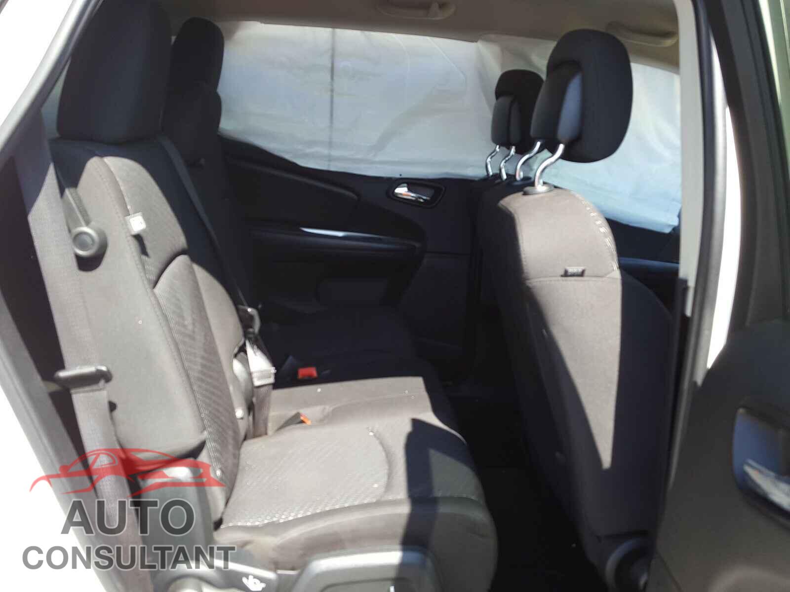 DODGE JOURNEY 2017 - 3C4PDCAB2HT504634