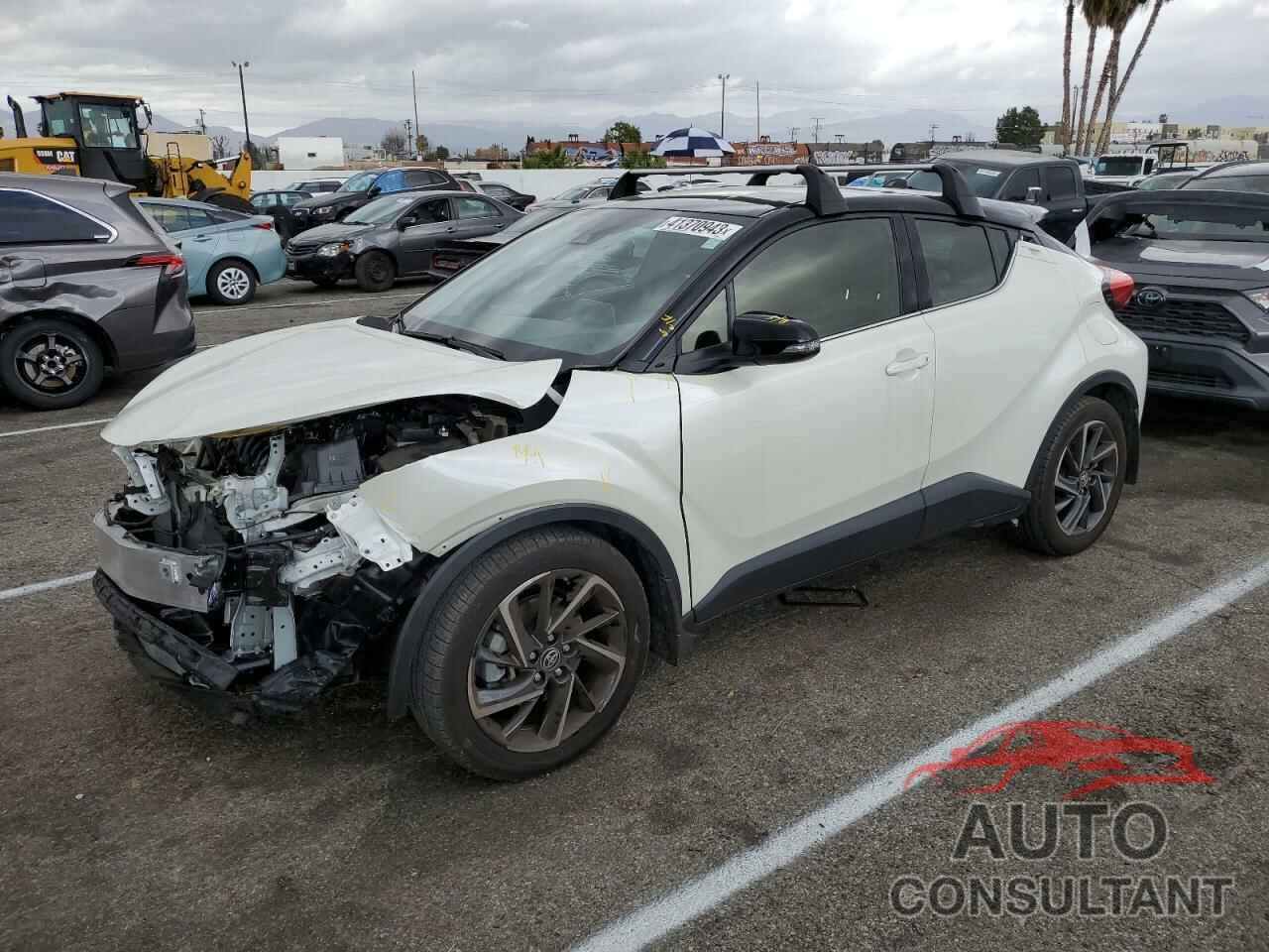 TOYOTA C-HR 2021 - JTNKHMBX0M1115681