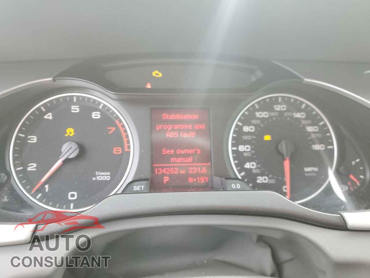 AUDI A4 2012 - WAUBFAFL2CN003145