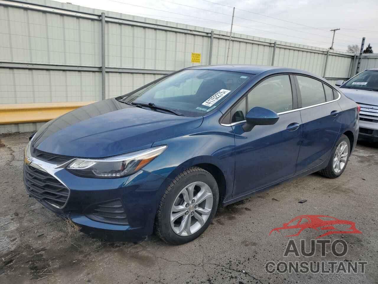 CHEVROLET CRUZE 2019 - 1G1BE5SM9K7135309