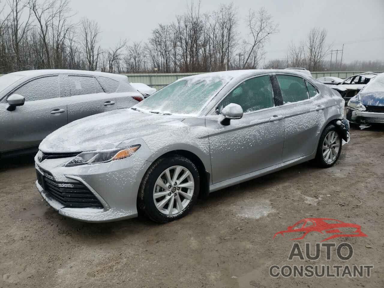 TOYOTA CAMRY 2022 - 4T1R11AK4NU700688