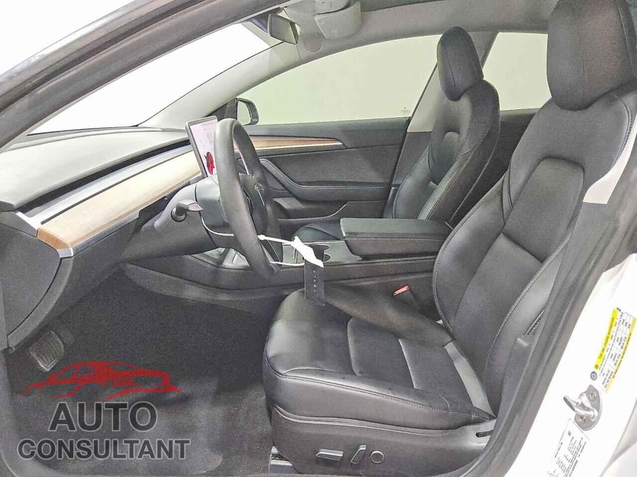TESLA MODEL 3 2021 - 5YJ3E1EA6MF099565