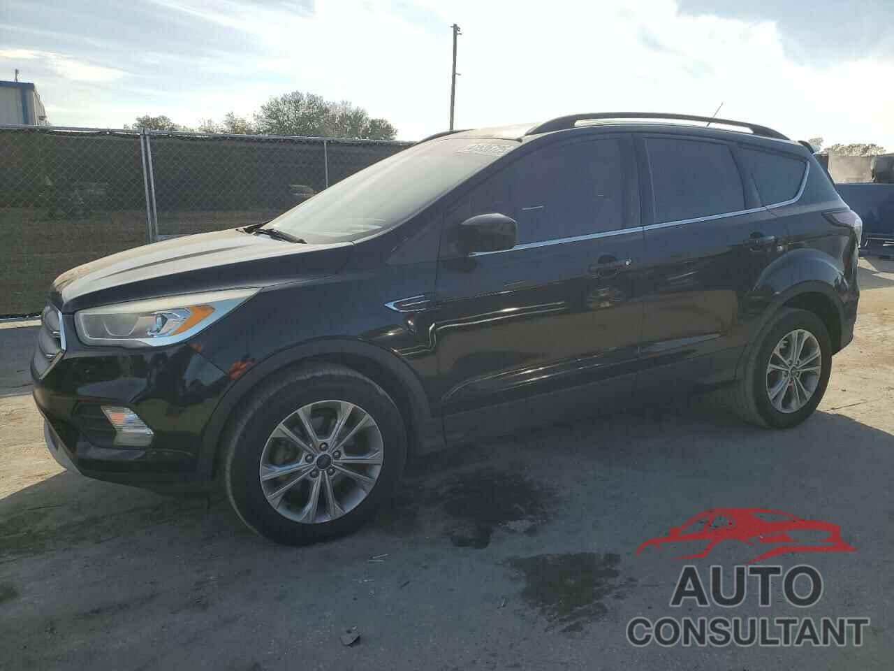 FORD ESCAPE 2017 - 1FMCU0GD3HUE40384