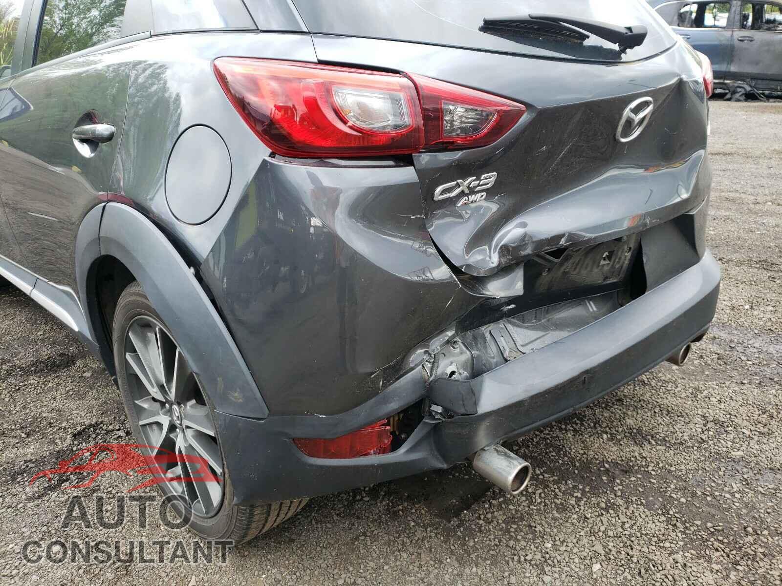 MAZDA CX-3 2017 - JM1DKFD73H0163856
